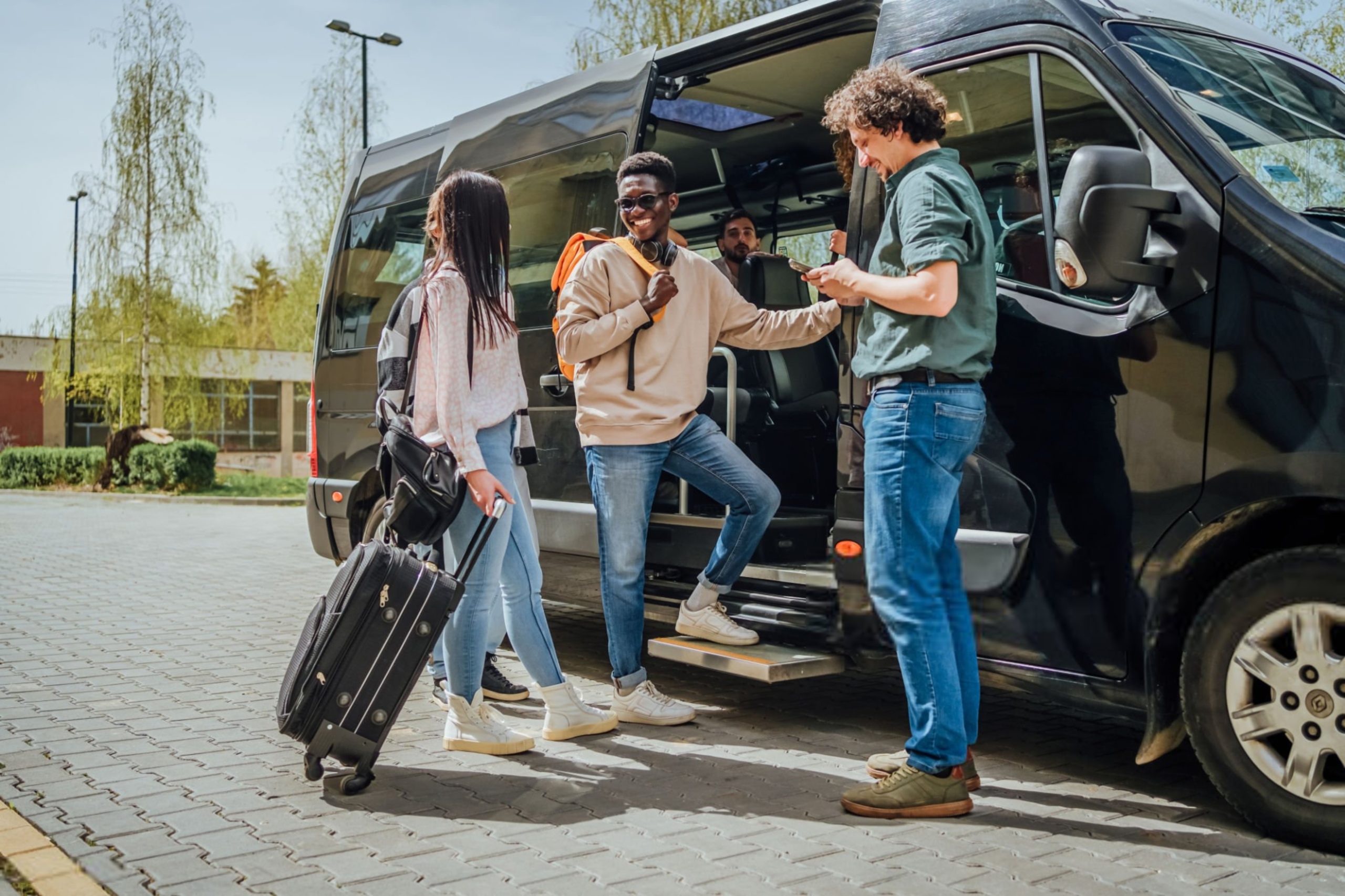 قسم النقل السياحي والليموزين