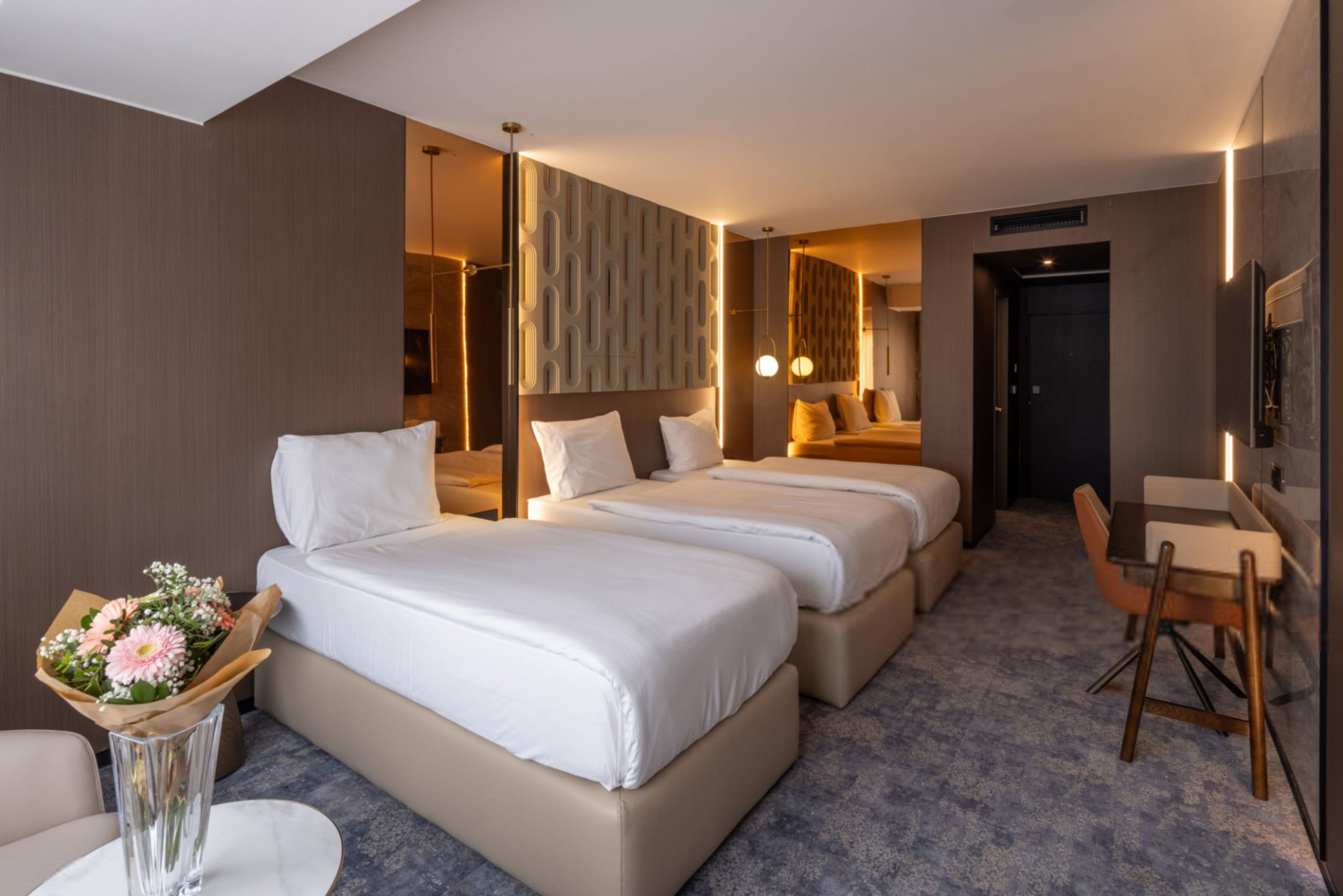 قسم الفنادق
